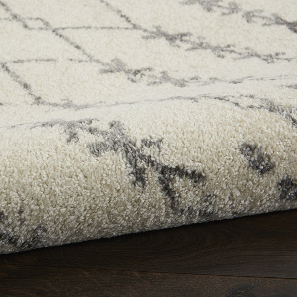 HomeRoots 8' Modern Gray and Ivory Geometric Distressed Area Rug for Living Rooms, Bedrooms, and Dining Spaces 8' x 10' 385756