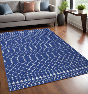 Homeroots 5' X 7' Navy Blue Geometric Berber Area Rug Navy Polypropylene 385830