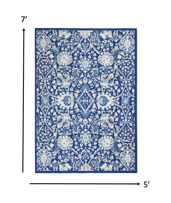 Homeroots 5' X 7' Navy Blue Floral Dhurrie Area Rug  Polypropylene 385866