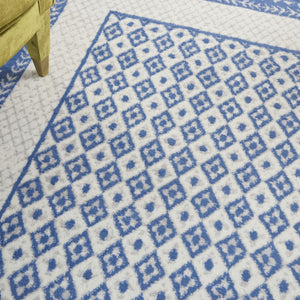 HomeRoots 6' Contemporary Ivory and Blue Geometric Area Rug - Stylish, Durable, and Perfect for Any Room 6' X 9' 385882