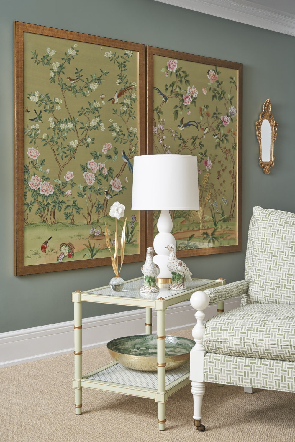 Chelsea House Daffodil Porcelain Sculpture With Antique Gold Leaf And Crystal Base — Elegant 18.5" Decorative Accent 385956