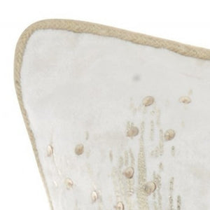 Homeroots 18" Pink Velvet Throw Pillow   386269