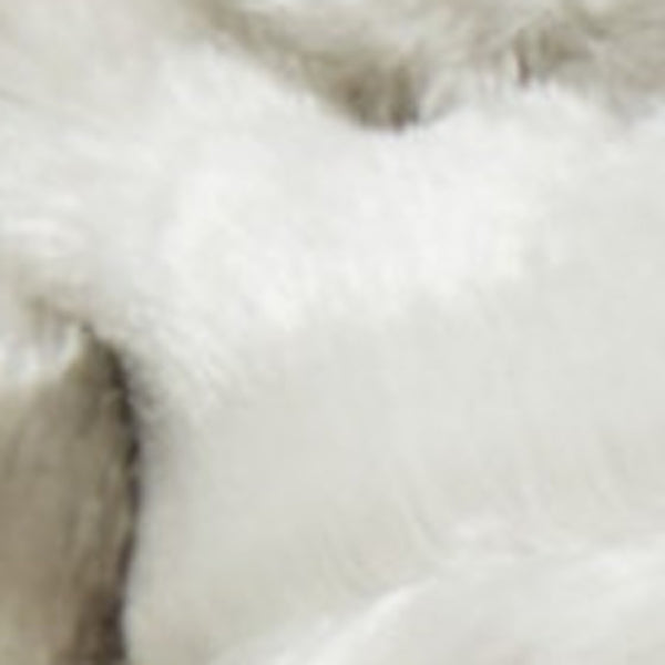 Homeroots 20" Silver Throw Pillow   386444