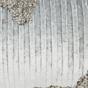 Homeroots 18" Periwinkle Cotton Throw Pillow   386660