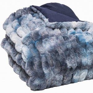 Homeroots Chunky Sectioned Shades Of Blue Faux Fur Throw Blanket  Polyester 386754