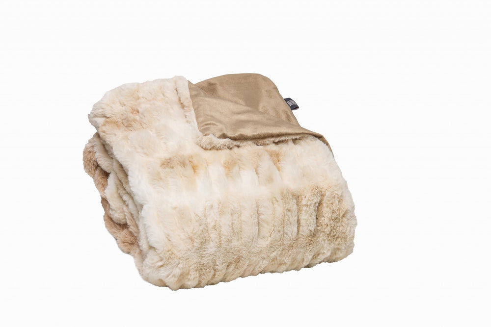 Homeroots Chunky Sectioned Shades Of Beige Faux Fur Throw Blanket  Polyester 386755