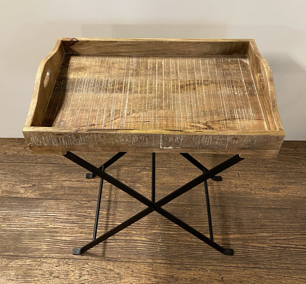 Homeroots Modern Farmhouse Literal Tray Table   387688