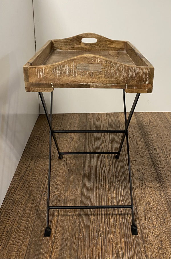 Homeroots Modern Farmhouse Literal Tray Table   387688