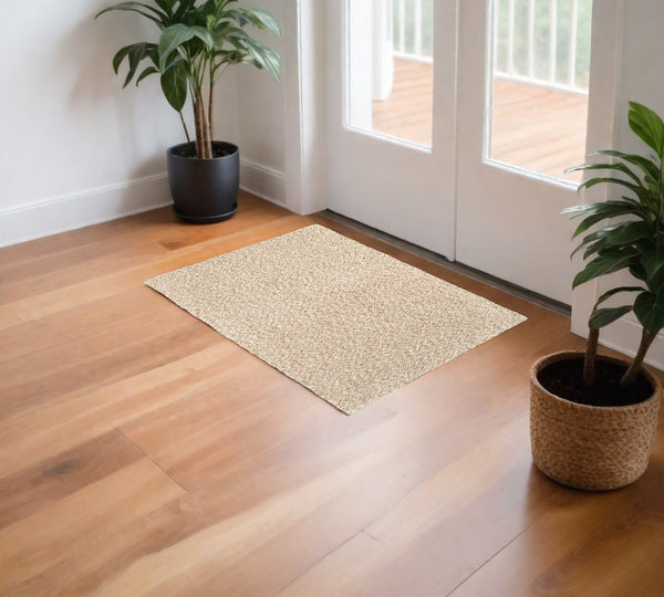 Homeroots 3' X 5' Beige Shag Hand Tufted Area Rug Tan Polyester 387934