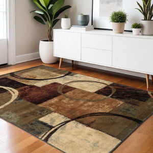 HomeRoots 4' Geometric Abstract Area Rug in Brown and Black - Modern Design, Stain-Resistant, USA Made 4' X 6' Rectangle 387939