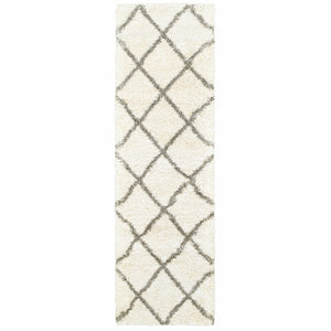 Homeroots 2' X 8' Ivory And Gray Geometric Lattice Runner Rug Ivory,Grey Polypropylene 387943