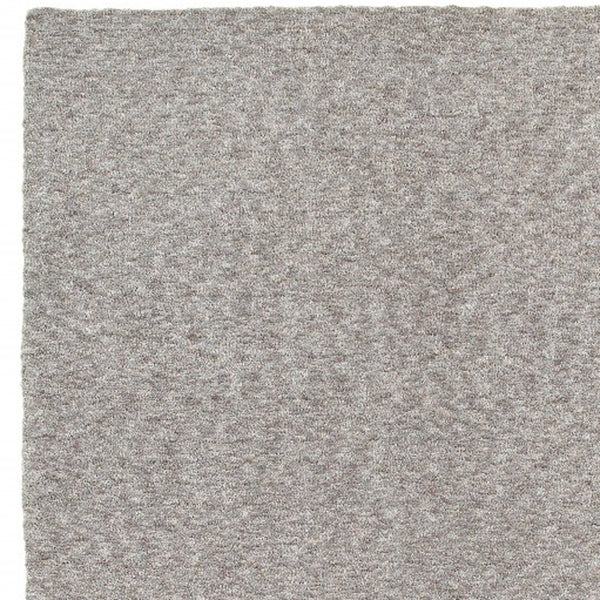Homeroots 5' X 7' Modern Shaggy Soft Gray Indoor Area Rug Grey Polyester 387963