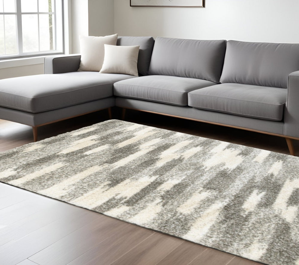HomeRoots 2' Modern Gray and Ivory Geometric Pattern Runner Rug for Stylish Hallways and Entryways Decor 6'7" x 9'6" 387986
