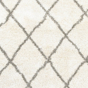 Homeroots 8' X 11' Ivory And Gray Geometric Lattice Area Rug Ivory,Grey Polypropylene 387991
