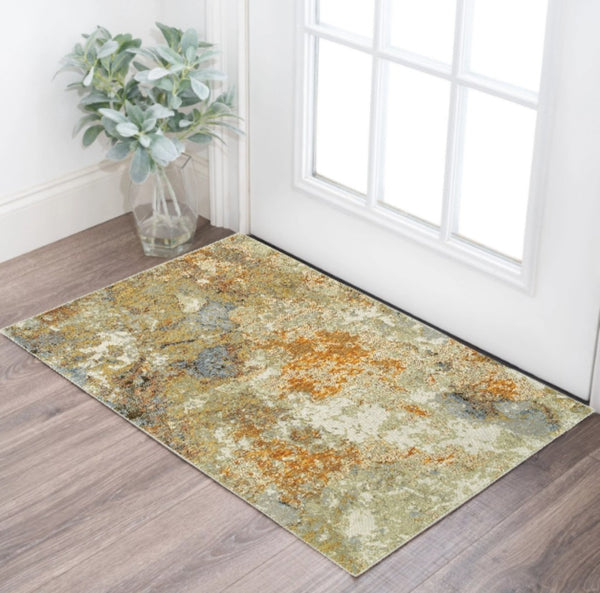 HomeRoots 8' Gold and Ivory Runner Rug - Elevate Your Space with Chic Design, Durability, and Easy Maintenance 3'3" x 5'2" 388034