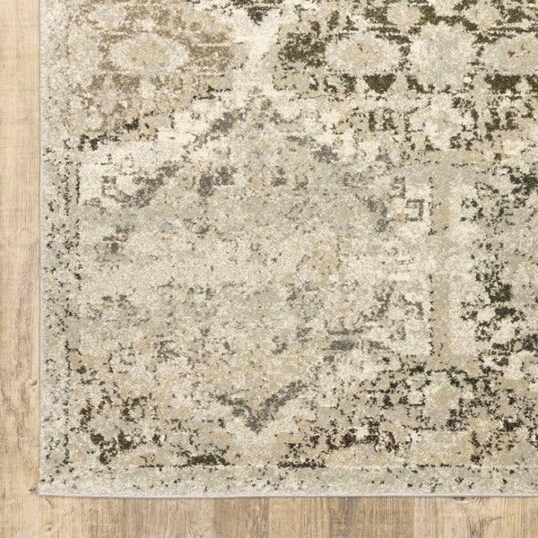 HomeRoots 2' Elegant Ivory and Gray Floral Trellis Indoor Runner Rug for Hallways and Entryways Decor 5'3" x 7'6" 388040