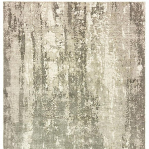 HomeRoots 3' Gray and Ivory Abstract Splash Indoor Runner Rug – Hand-Crafted Luxury for Modern Spaces 6' x 9' 388086