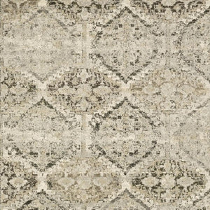 HomeRoots 2' Elegant Ivory and Gray Floral Trellis Indoor Runner Rug for Hallways and Entryways Decor 9'10" x 12'10" 388088