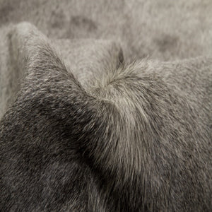Homeroots 6' X 7' Gray Natural Cowhide Area Rug  Cowhide 388523