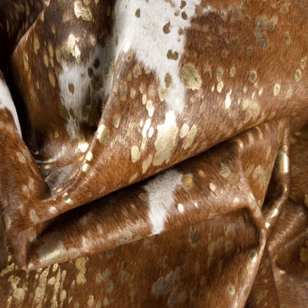 Homeroots 6' X 7' Brown White And Gold Natural Cowhide Area Rug  Cowhide 388525