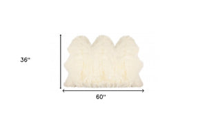HomeRoots 3' X 5' Trio Natural Sheepskin Area Rug - Luxurious Off-White Comfort for Home Décor & Style 388527