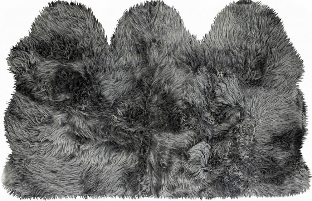 Homeroots 3' X 5' Gray Natural Sheepskin Area Rug  Genuine Sheepskin 388529