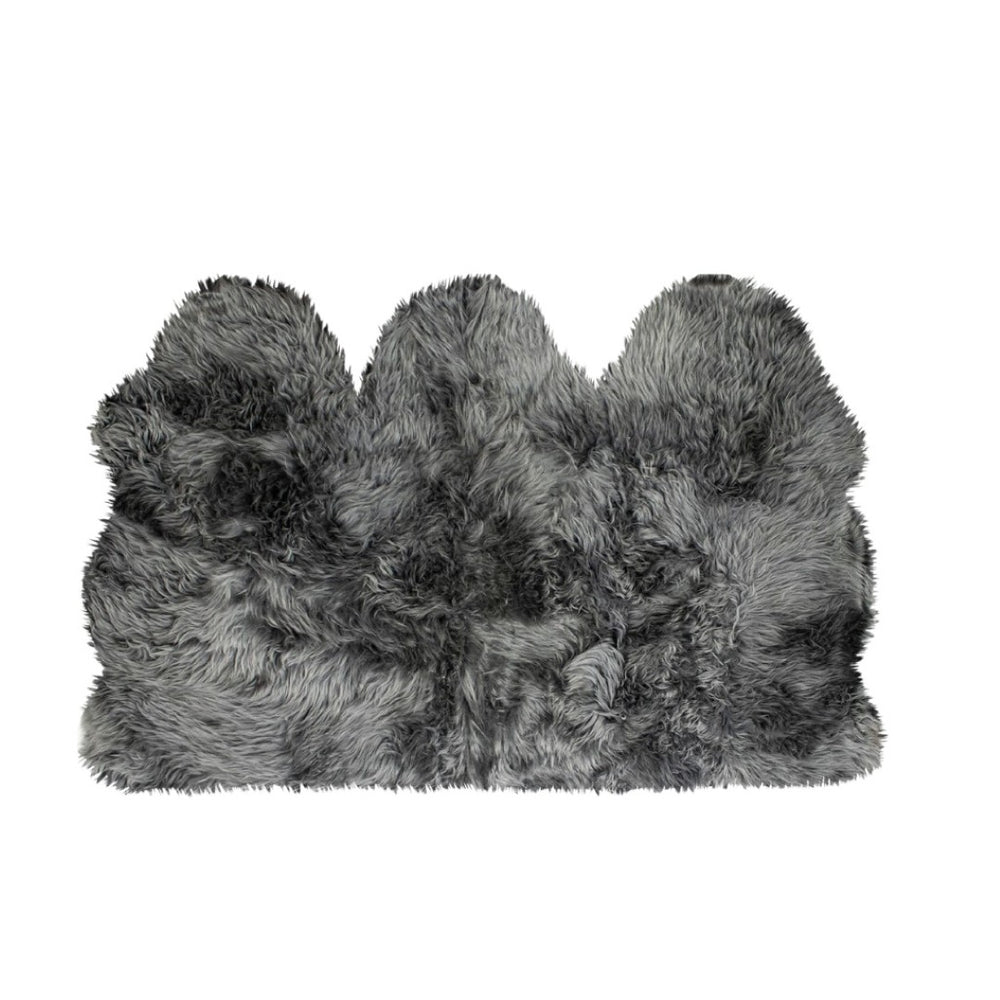 HomeRoots 3' X 5' Gray Natural Sheepskin Area Rug – Luxurious Handcrafted Comfort for Home Décor & Style 388529