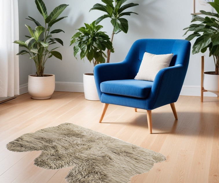 Homeroots 3' X 5' Taupe Natural Sheepskin Area Rug  Genuine Sheepskin 388533