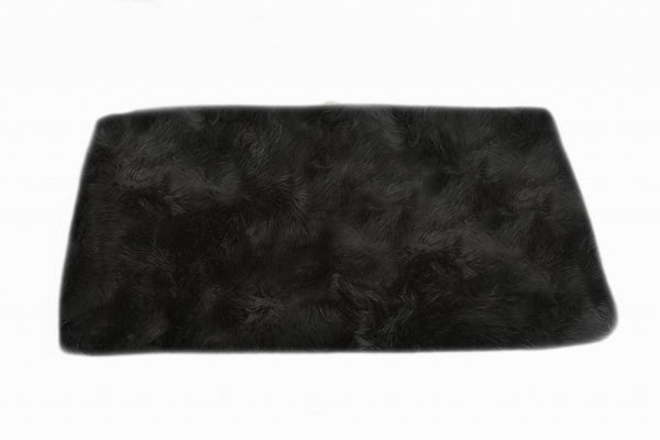 Homeroots 3' X 5' Black Natural Rectangular Sheepskin Area Rug  Genuine Sheepskin 388536