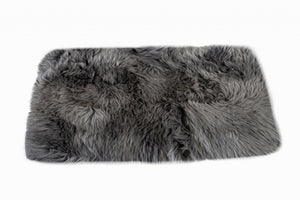 HomeRoots 3' Gray Natural Sheepskin Area Rug – Luxurious Handcrafted Accent for Cozy Living Spaces & Warmth 388537