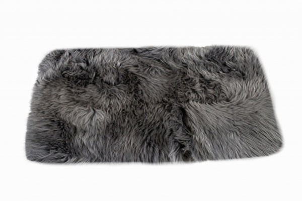 HomeRoots 3' Gray Natural Sheepskin Area Rug – Luxurious Handcrafted Accent for Cozy Living Spaces & Warmth 388537