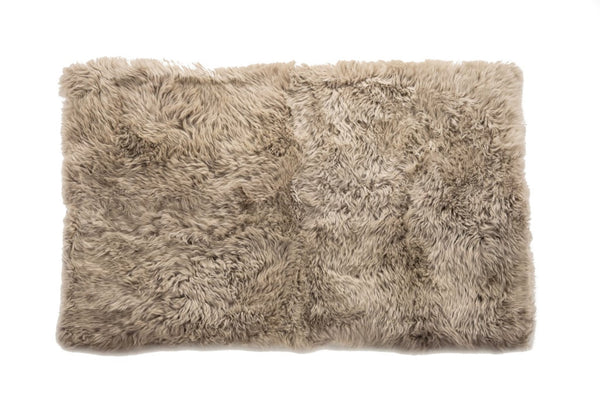 HomeRoots 3' X 5' Taupe Genuine Sheepskin Area Rug - Luxurious New Zealand Softness for Cozy Home Decor 388538