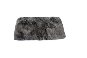 HomeRoots 2' X 3' Gray Area Rug - Luxurious Handcrafted New Zealand Sheepskin with Plush Pile for Cozy Elegance 388541
