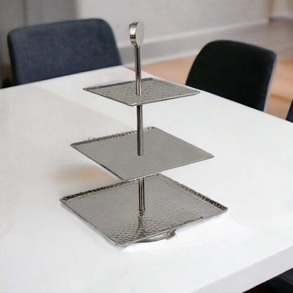 Homeroots 14" Silver Square Stainless Steel Hammered Three Tier Tray   388586