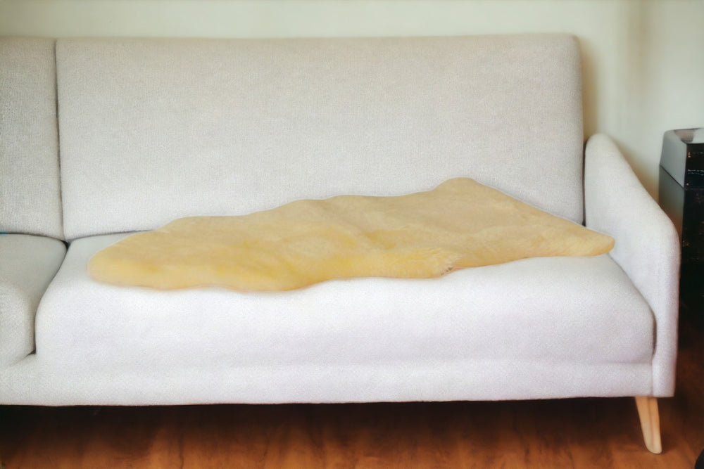 HomeRoots Off White Faux Fur Plush Throw Blanket - Luxuriously Soft, Hypoallergenic, Versatile Home Decor Accent 388643