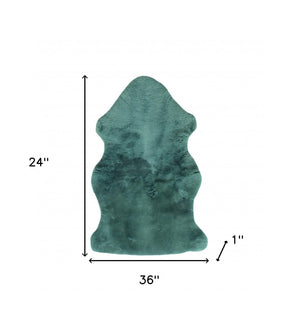 Homeroots Emerald Faux Fur Solid Color Plush Throw  Faux Fur 388644