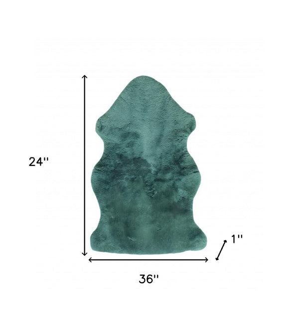 Homeroots Emerald Faux Fur Solid Color Plush Throw  Faux Fur 388644