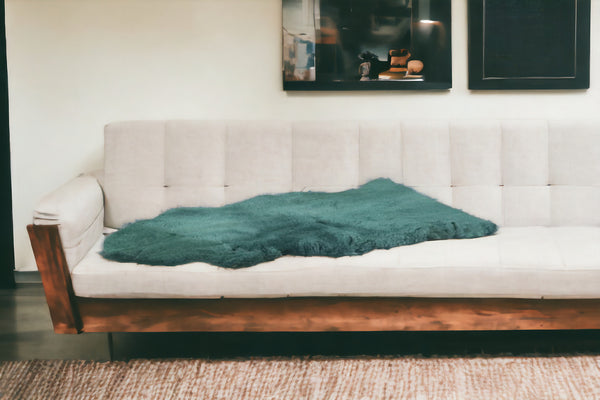 Homeroots Emerald Faux Fur Solid Color Plush Throw  Faux Fur 388644