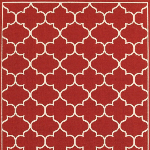 HomeRoots 5' Red and Ivory Indoor/Outdoor Area Rug – Durable, Weather-Resistant Design for Any Space 6'7" x 9'6" 388662