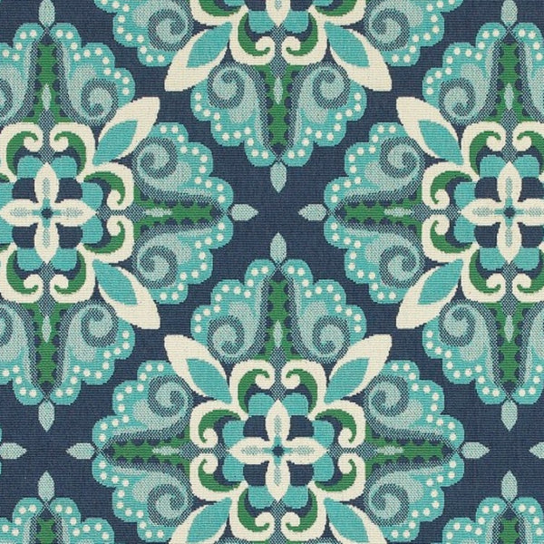 HomeRoots 5' Indoor Outdoor Area Rug - Vibrant Blue and Green, Water-Resistant, Easy-Care for High-Traffic Spaces 7'10" x 10'10" 388670