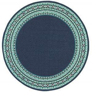 HomeRoots 5' Indoor Outdoor Area Rug in Bold Blue and Green - Stylish Geometric Design for Versatile Spaces 7'10" Round 388678