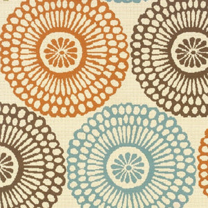 HomeRoots 5' Indoor Outdoor Beige Area Rug - Durable, Weather-Resistant Design for Patios, Kitchens & More 7'10" x 10'10" 388693