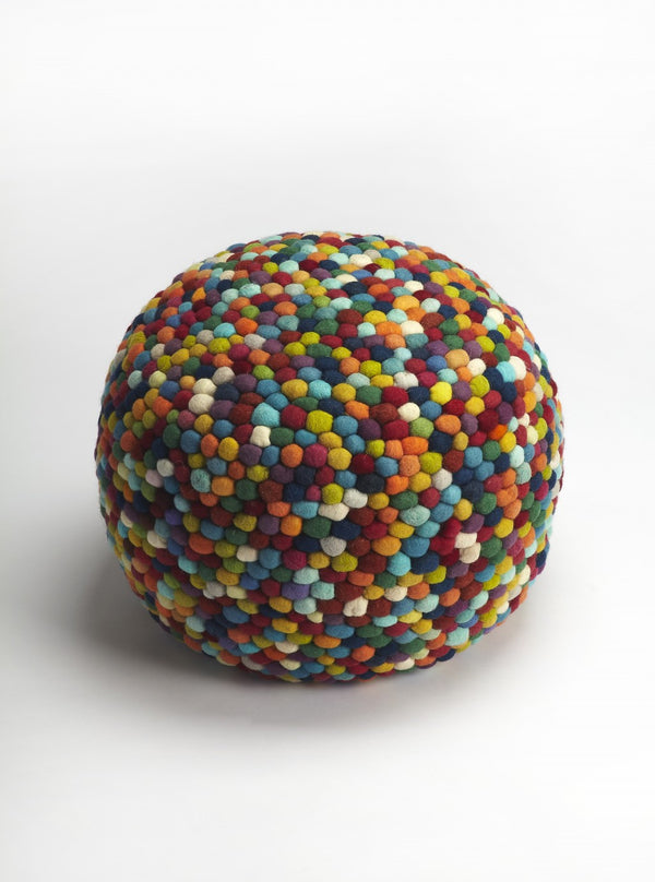 Homeroots 21" Red And White Round Pouf Ottoman   388966