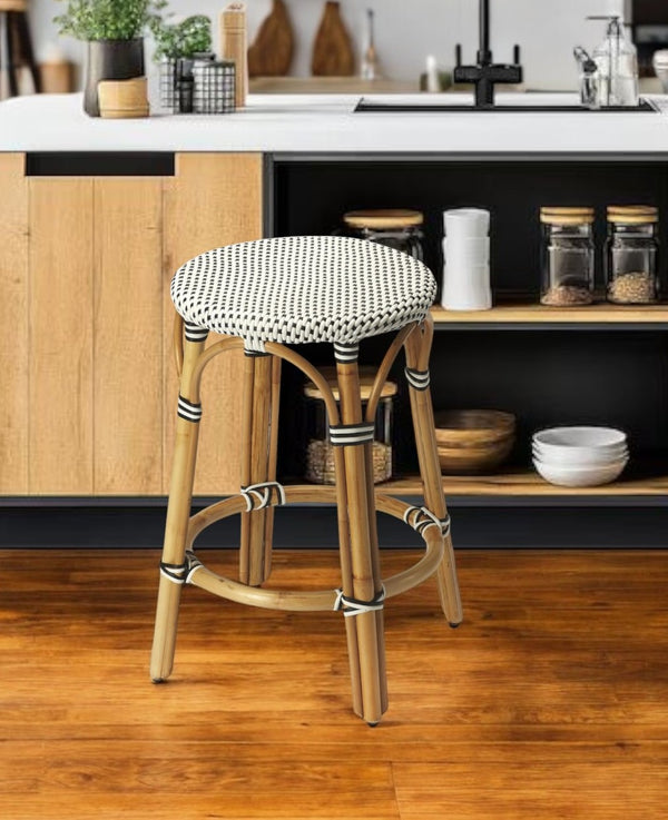 Homeroots 24" Black And White And Natural Heavy Duty Plastic And Rattan Backless Counter Height Bar Chair   389094