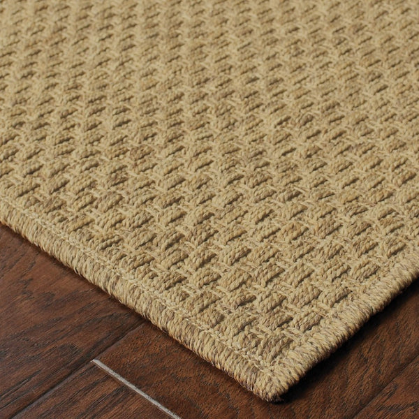 HomeRoots 5' Tan Indoor Outdoor Area Rug - Durable, Low Maintenance, Versatile Design for Every Space & Style 5'3" x 7'6" 389468