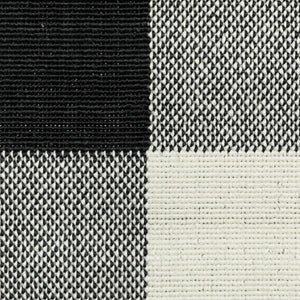 HomeRoots 5' Timeless Indoor Outdoor Area Rug - Durable, Stylish Design Perfect for Patios, Kitchens, and More Black/ Ivory 7'10" x 10'10" 389521