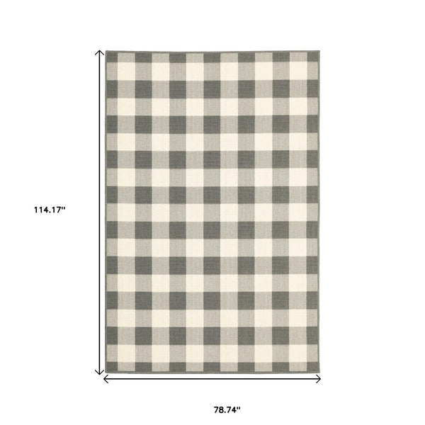 HomeRoots 5' Indoor Outdoor Area Rug - Chic Gray and Ivory Design for Durable Style in Any Space Grey/ Ivory 6'7" x 9'6" 389527