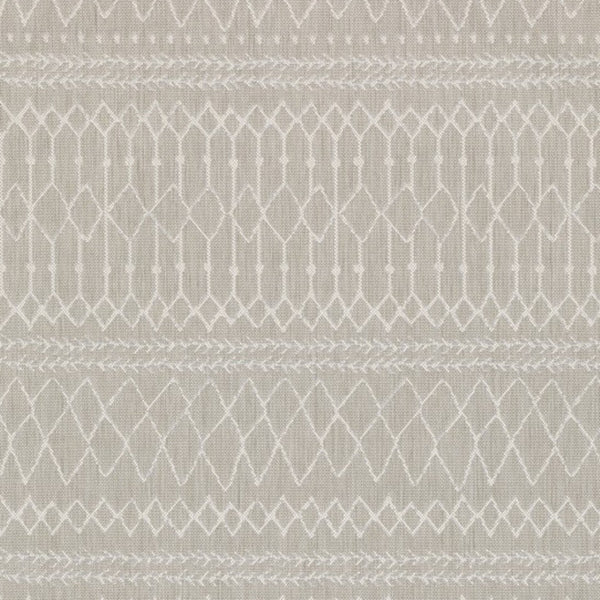 HomeRoots 7' Contemporary Gray and Ivory Geometric Area Rug for Indoor/Outdoor Spaces - Durable Design 6'7" x 9'2" 389540