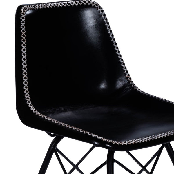 Homeroots 18" Black Faux Leather Side Chair   389592