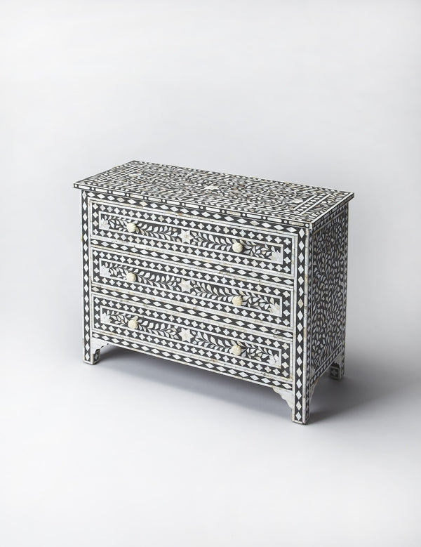 Homeroots 36" Black Manufactured Wood Three Drawer Chest  Manufactured Wood 389730